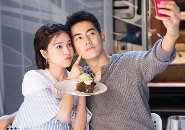 
原形毕露：上综艺节目秀过恩爱就分手仳离的8大对明星 哪对最让你意外？|kaiyun开云网页版(图2)