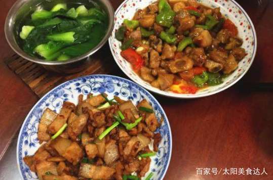 
33元做了顿晚餐 老公晒照发朋侪圈 婆婆表现心疼 老妈给我打钱【kaiyun开云网页版】(图3)