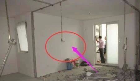 千万不能这么装修电视配景墙 我当初没听劝 现在想砸了重装!-kaiyun网页登录入口(图2)
千万不能这么装修电视配景墙 我当初没听劝 现在想砸了重装!-kaiyun网页登录入口(图2)