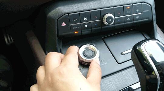 刘益谦称艺术无国界莫迪里阿尼的裸女将在沪展出‘kaiyun开云官方在线登录’(图2) kaiyun开云官方在线登录