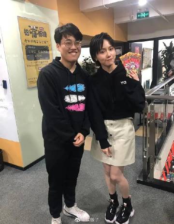 暖风已轻抚艺术品市场‘kaiyun开云网页版’(图1) kaiyun开云官方在线登录