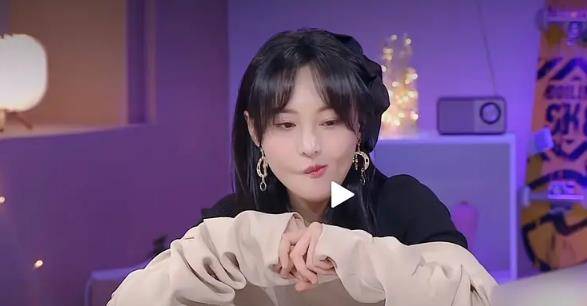 
郑爽朱正廷上节目互掐 心情失控黑脸 被指像太妹【kaiyun网页登录入口】(图7)