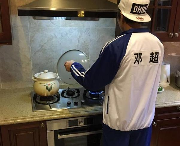 kaiyun网页登录入口_艺术市场告别野蛮生长时代(图3) kaiyun网页登录入口