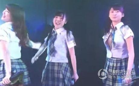 kaiyun开云官方在线登录|“紫田耕陶情·大爱中华梦”紫砂艺术公益盛典成功举行(图2) kaiyun开云网页版